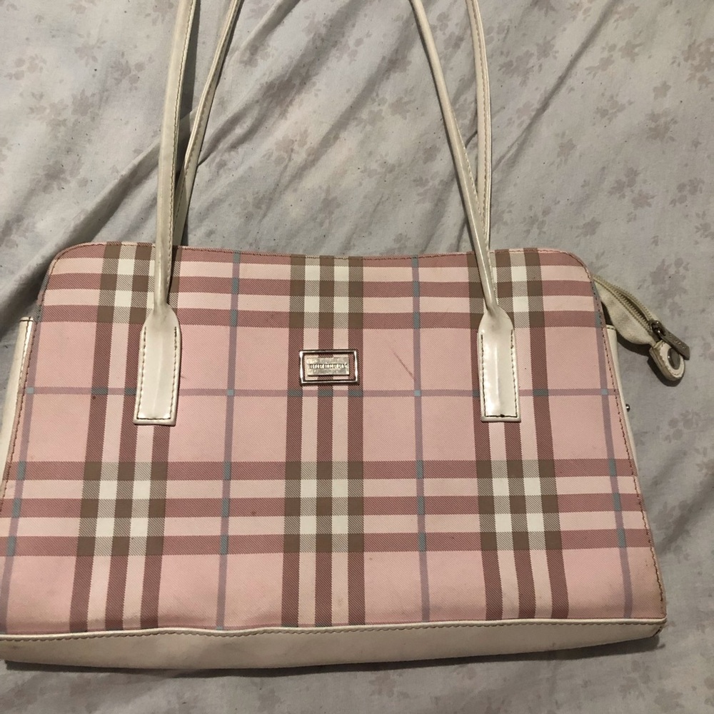 Burberry purse
